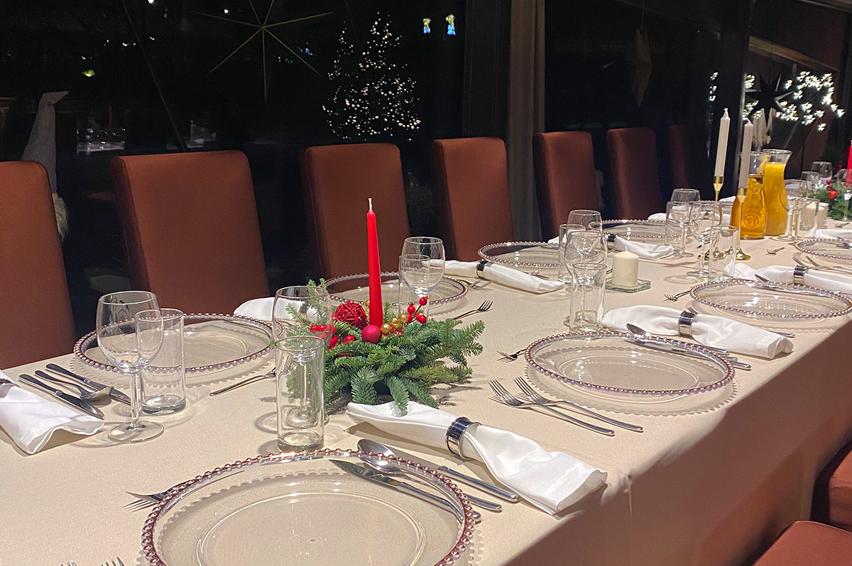 Wigilia Firmowa Kraków – Magia Świąt na Barce Nasza Rzeka